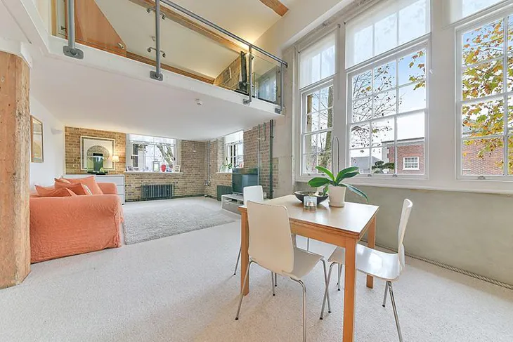 Flat Marlborough Road in Greater London