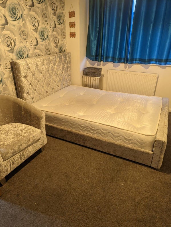Room Kelsey Close in Birmingham