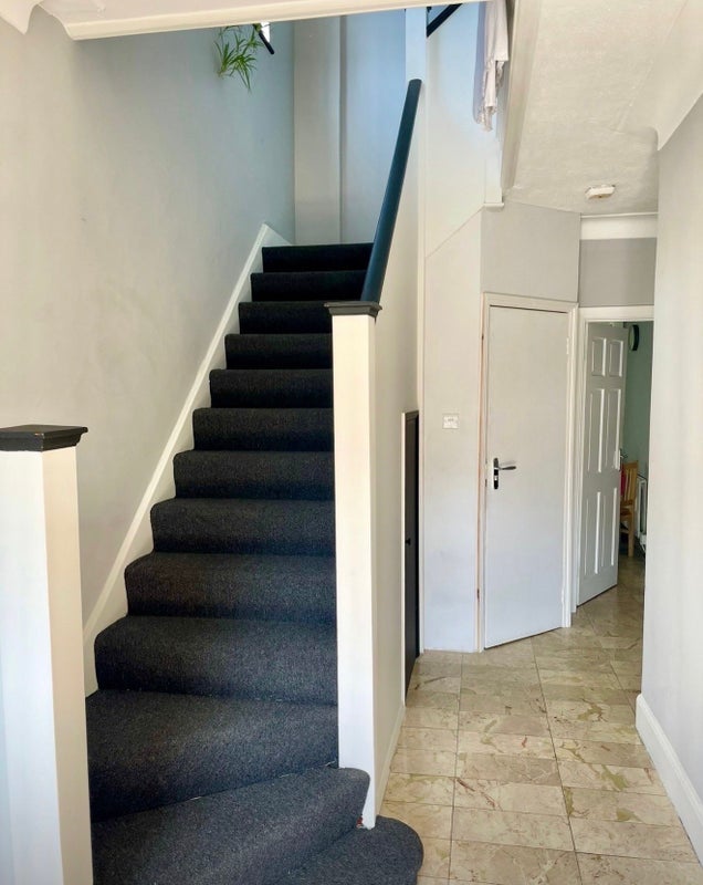 Room Ewart Grove in Greater London
