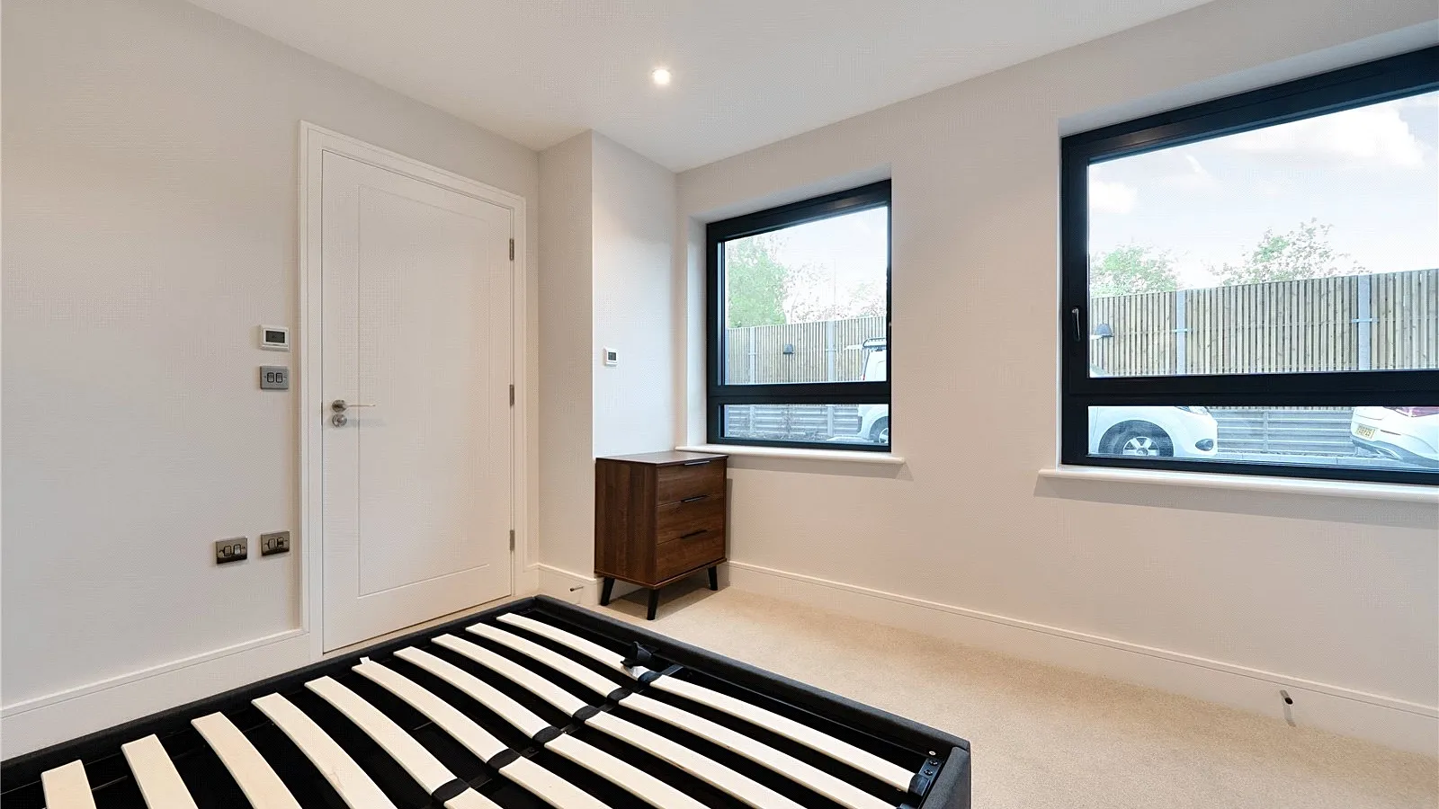 Flat Cockfosters Road in Greater London