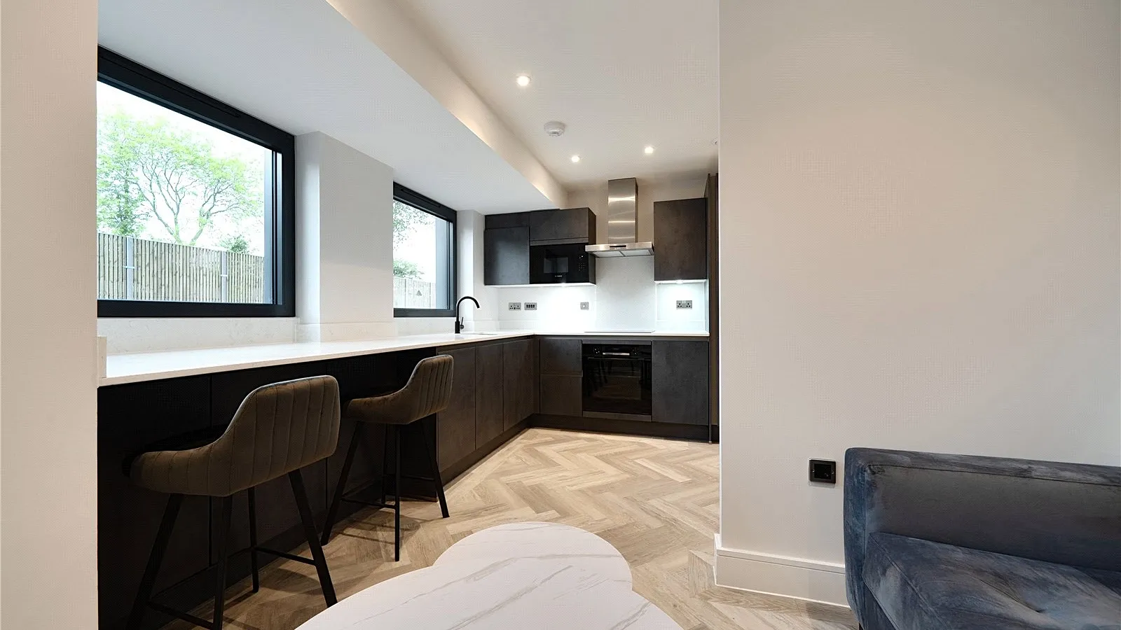 Flat Cockfosters Road in Greater London