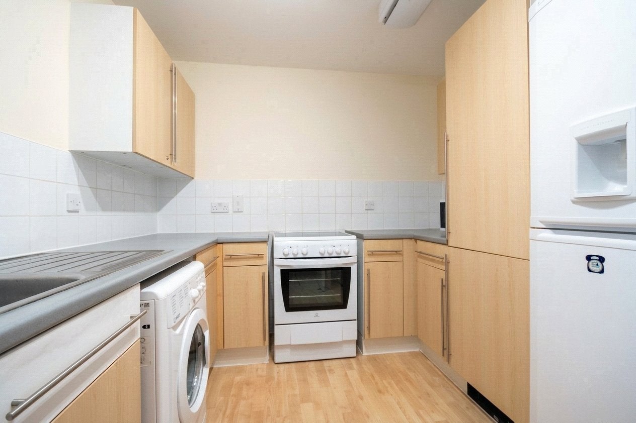 Flat Luscinia View in Reading