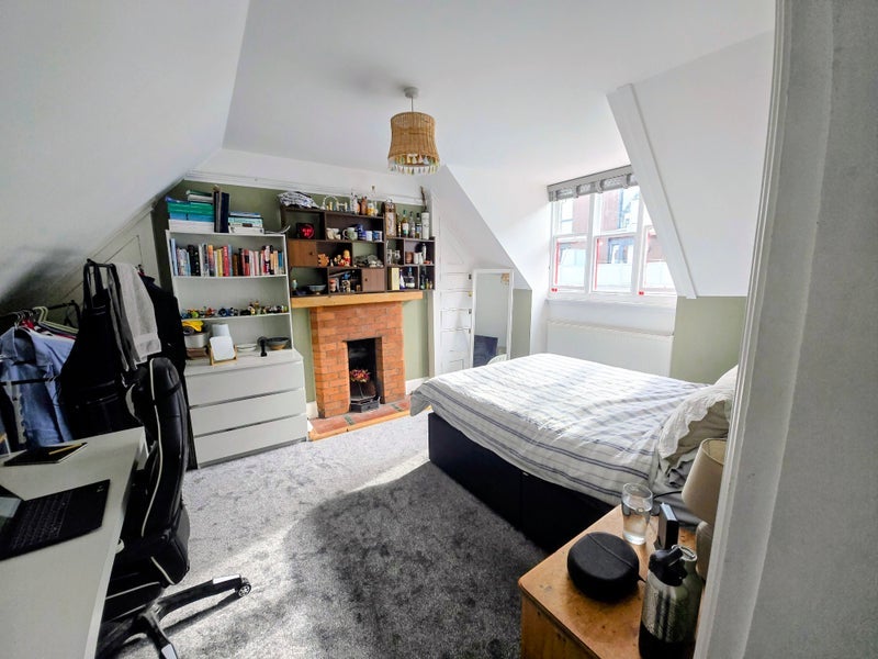 Room Pocock Street in Greater London
