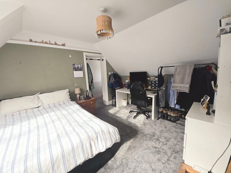 Room Pocock Street in Greater London