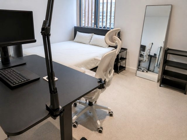 Flat Dingley Road in Greater London