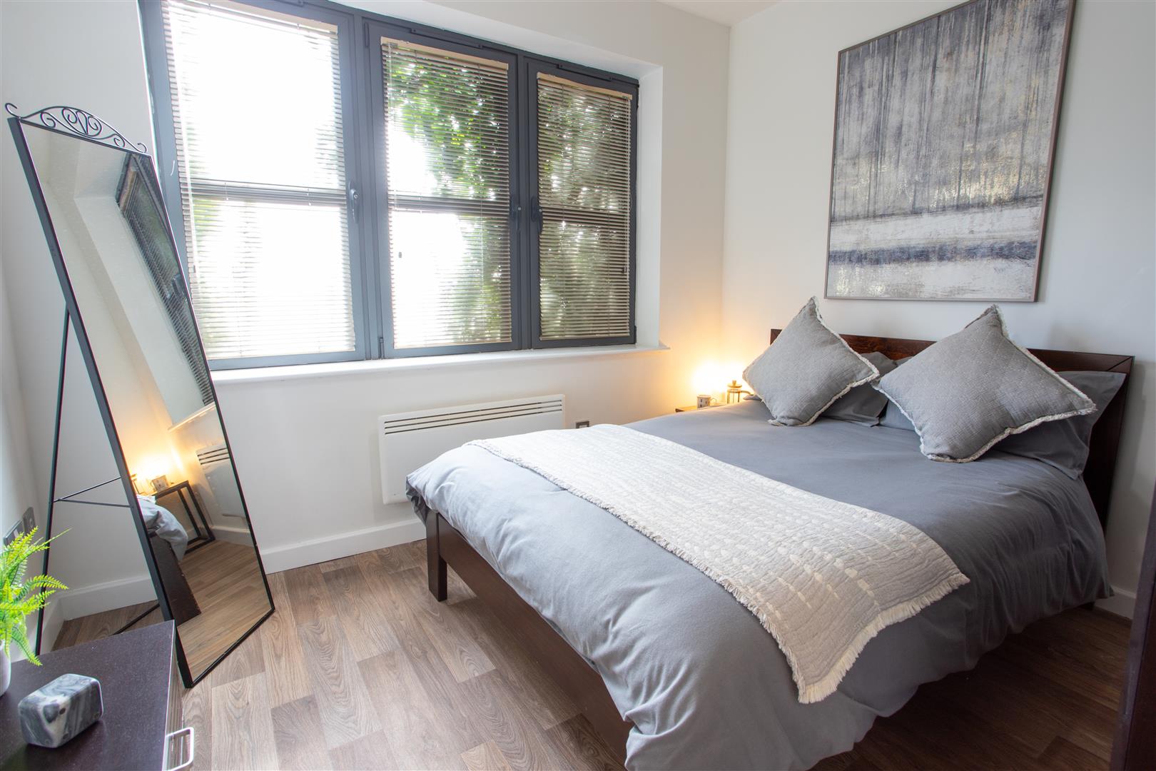 Flat Aldbourne Road in Coventry