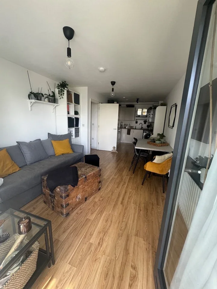 Flat New Plaistow Road in Greater London