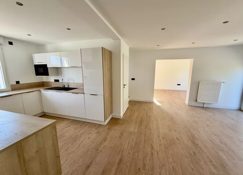Appartement Rue Porte de Reims à Bruyères-et-Montbérault