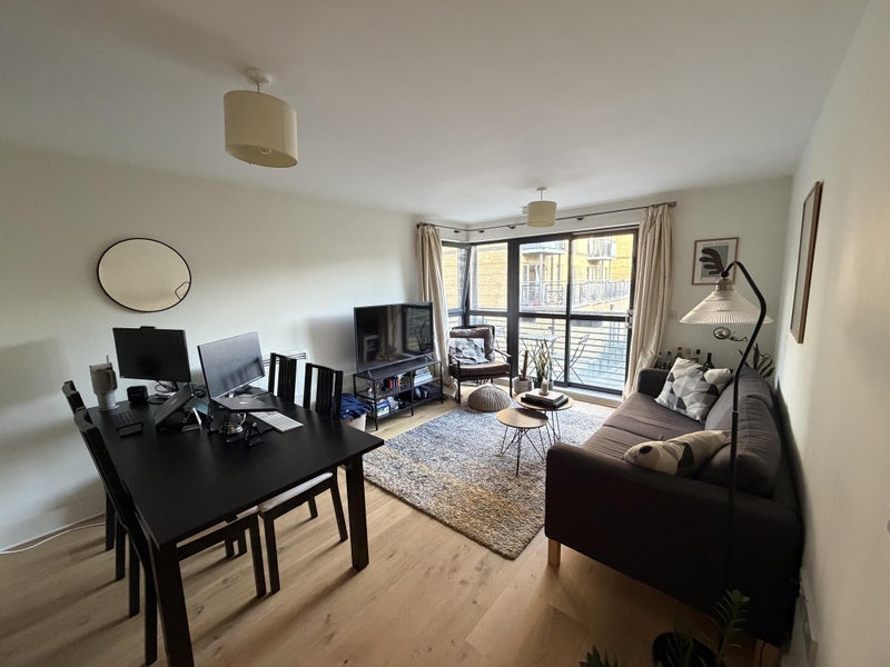 Room Spa Road in Greater London