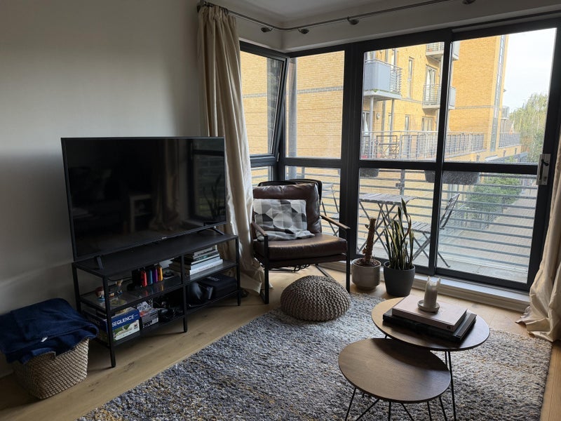 Room Spa Road in Greater London