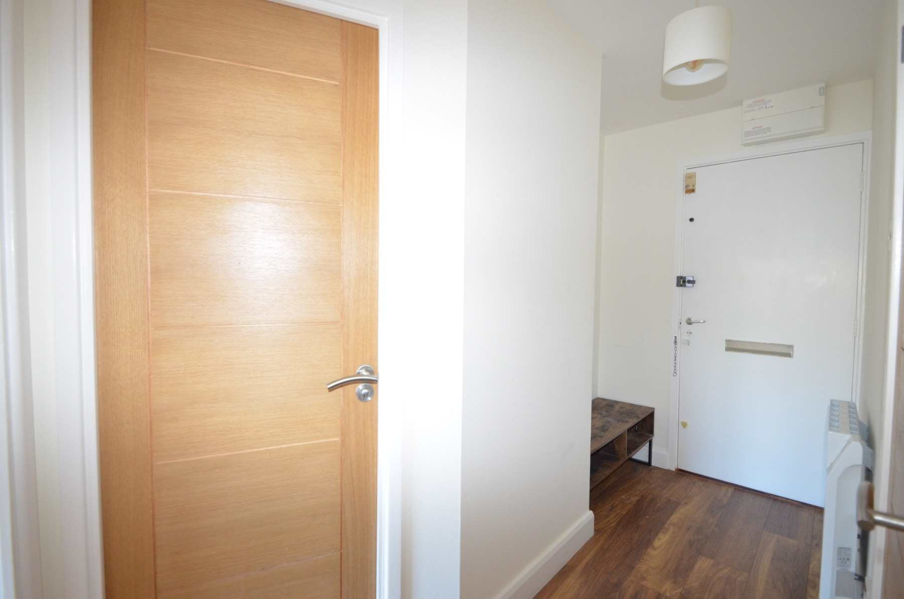 Flat Orchard Grove in Greater London