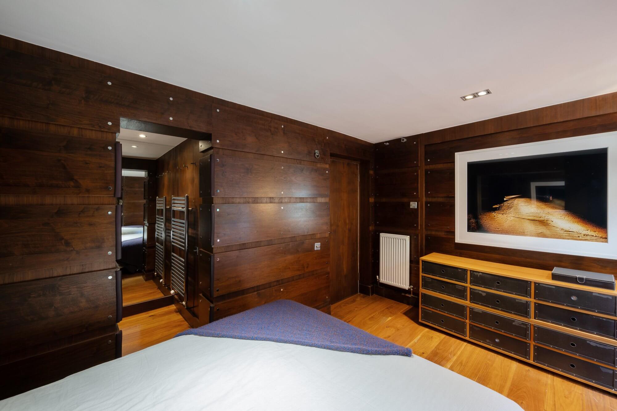 House Adam and Eve Mews in Greater London