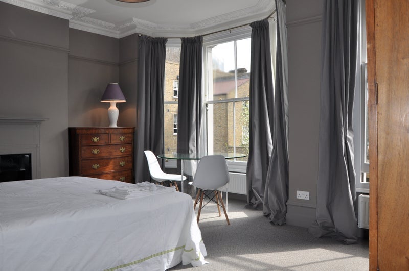 Room Gateley Road in Greater London