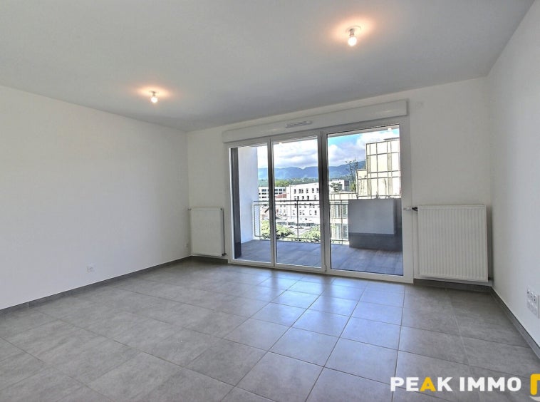 Appartement Avenue Claude et Philomène Folliet à Chambéry