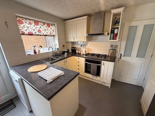 Flat Fallowfield in Peterborough