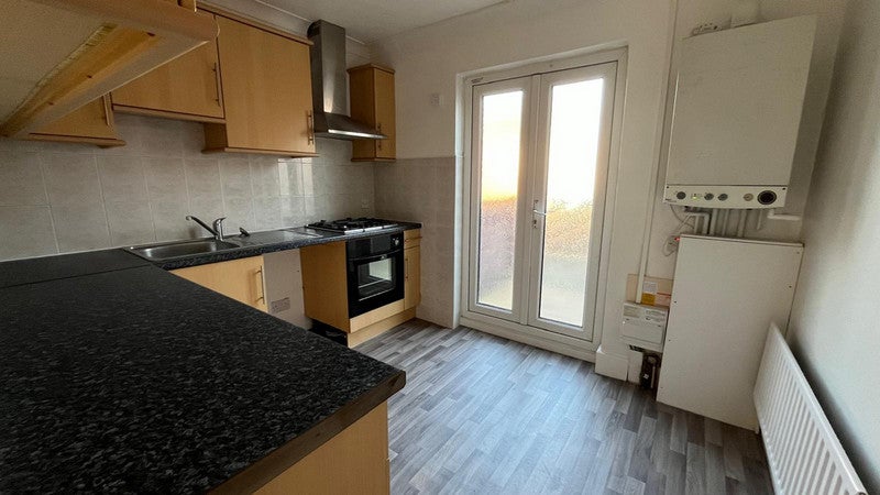 Flat South Farm Road in Worthing