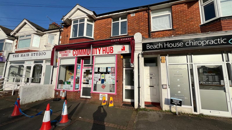 Flat South Farm Road in Worthing