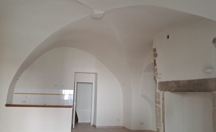 Flat Rue de la Barette in Neschers
