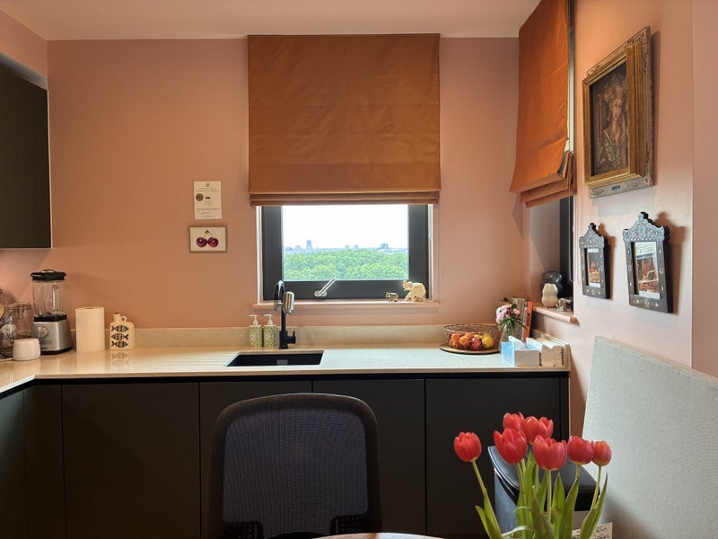 Room Ebury Bridge Road in City of Westminster