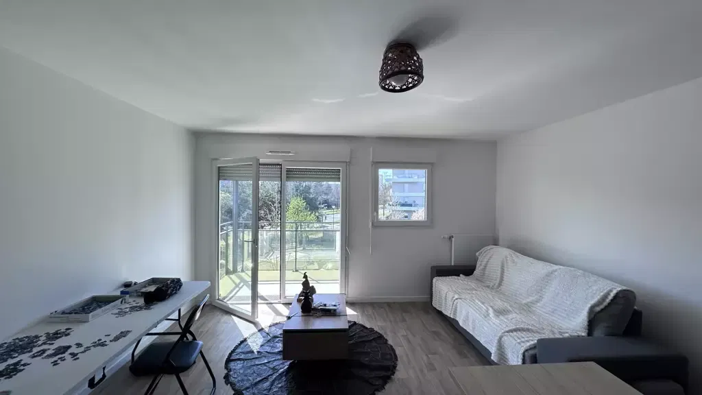 Chambre Rue Maximilien Robespierre à Aulnay-sous-Bois