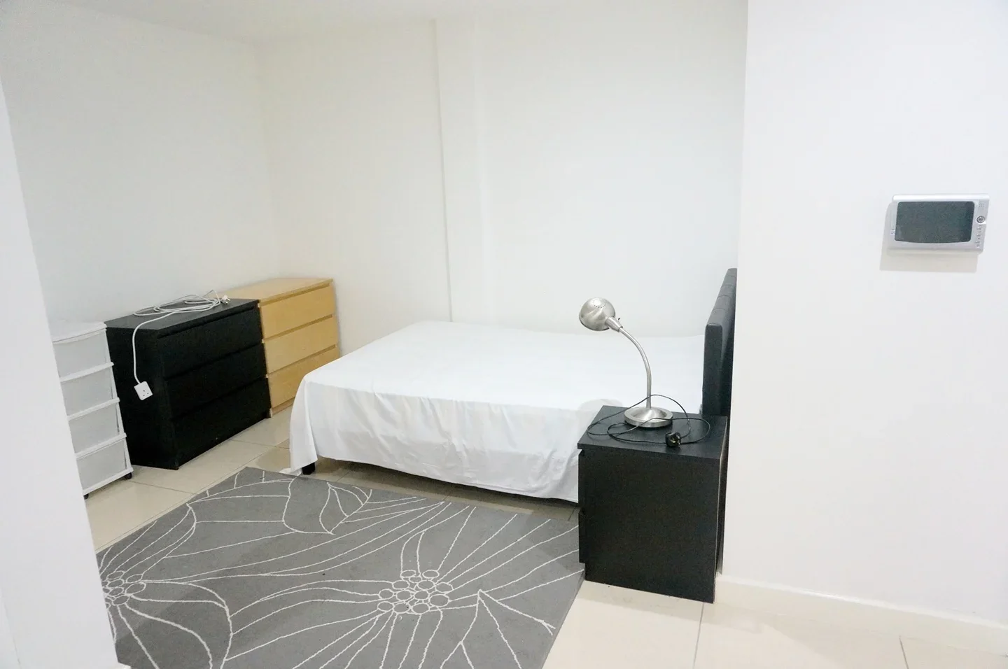 Room Wolverton Gardens in Greater London