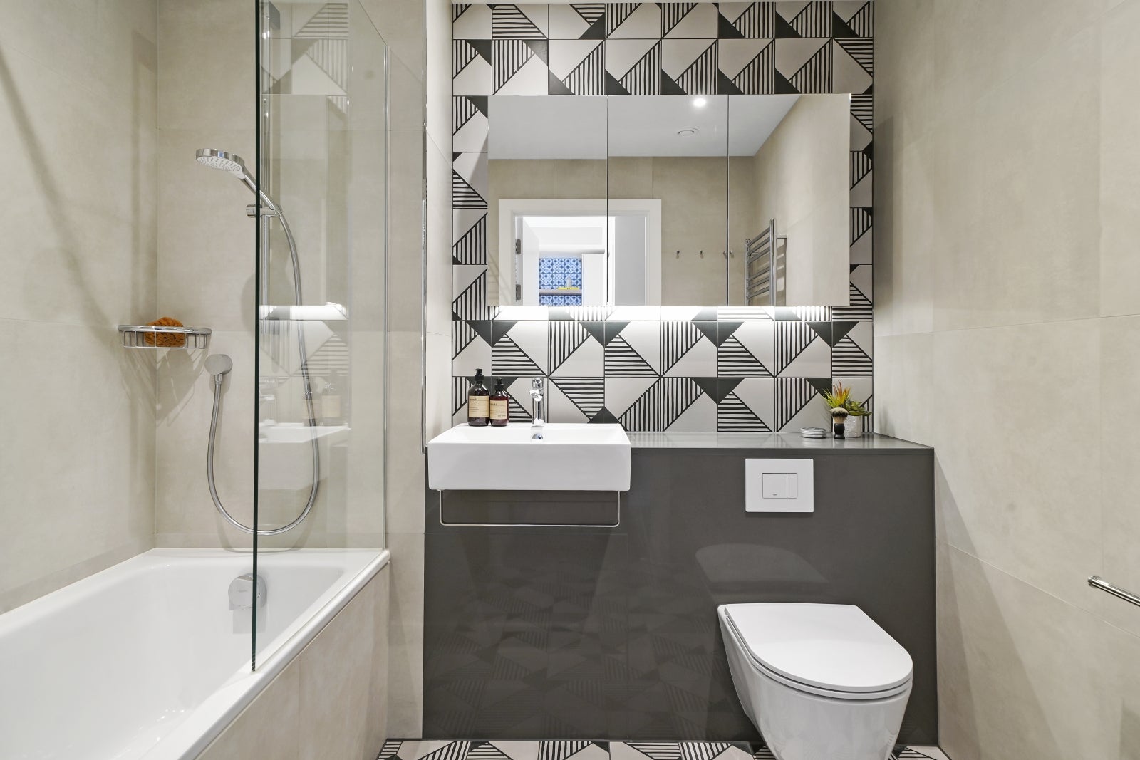 Flat Anthems Way in Greater London