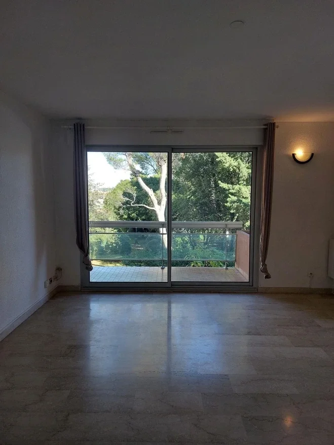 Appartement Rue Charles Foucauld à Nîmes