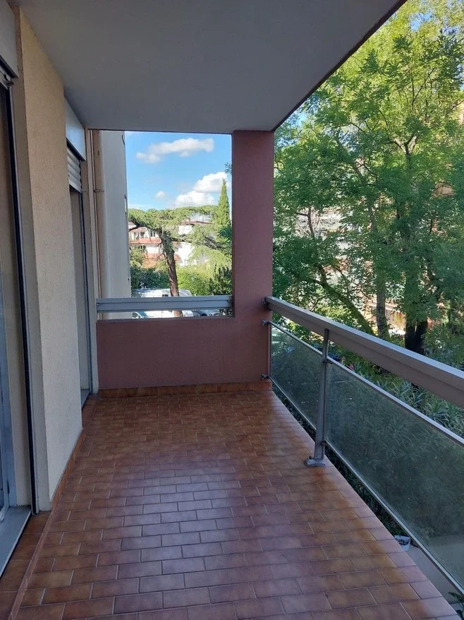 Appartement Rue Charles Foucauld à Nîmes