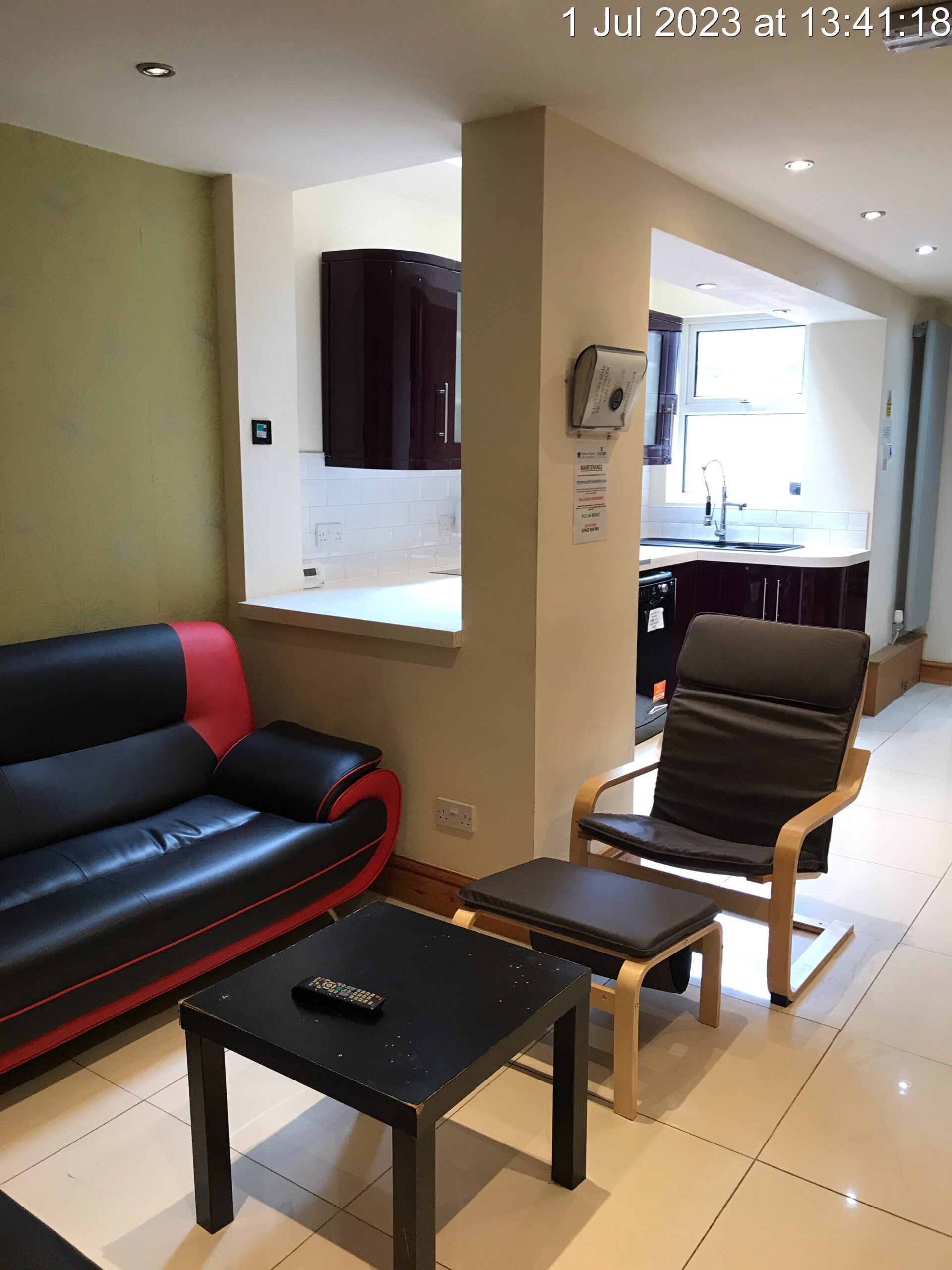 Room Hubert Road in Birmingham