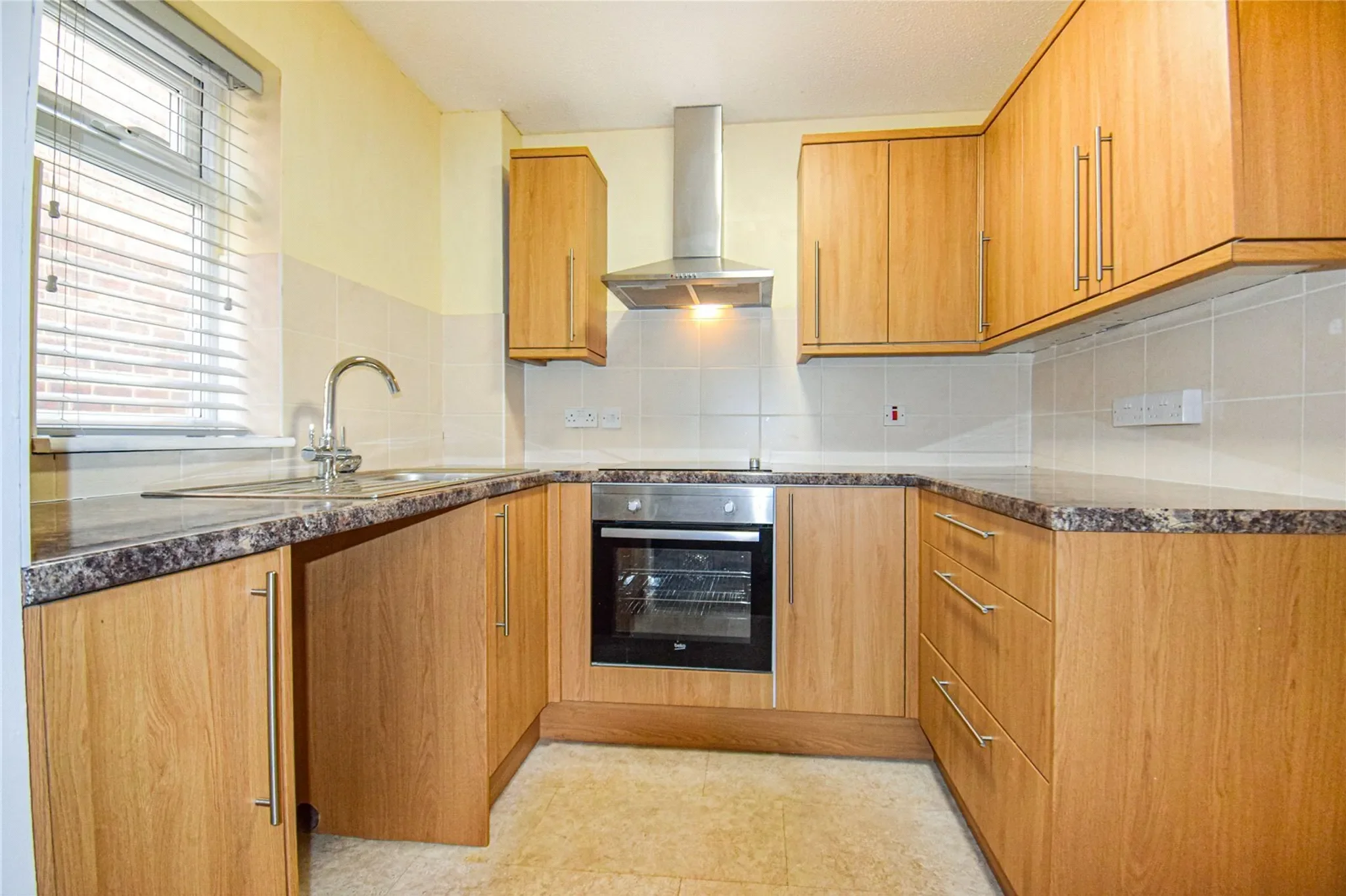 Flat Nutley Court in Burbage