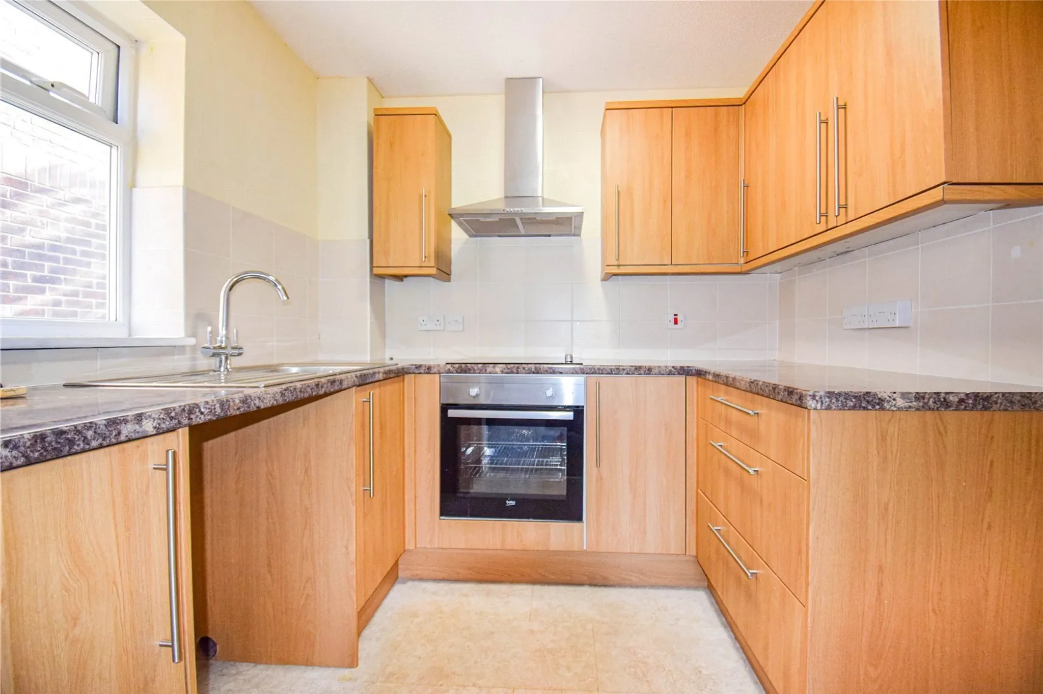 Flat Nutley Court in Burbage
