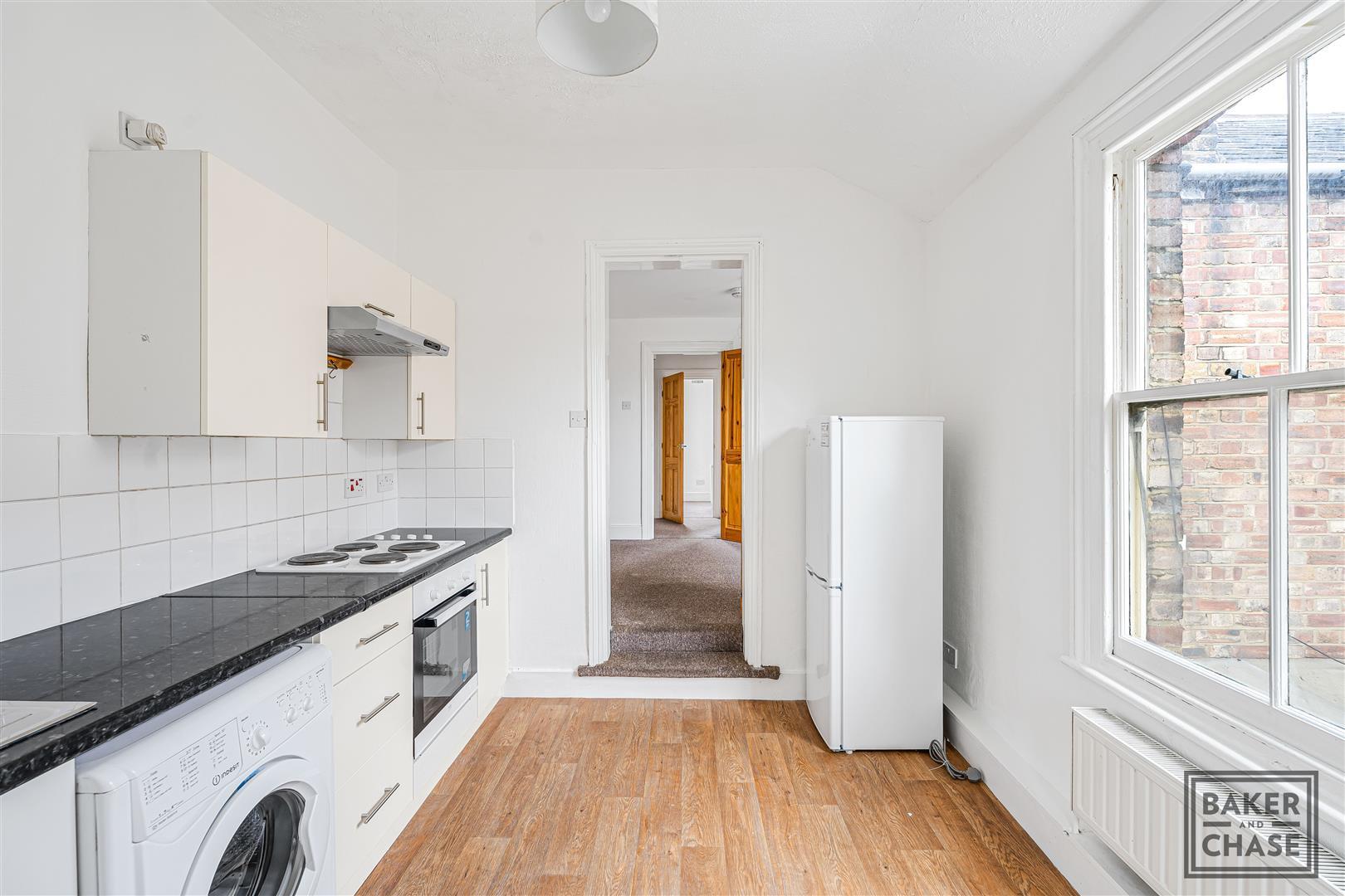 Flat Drake Street in Greater London
