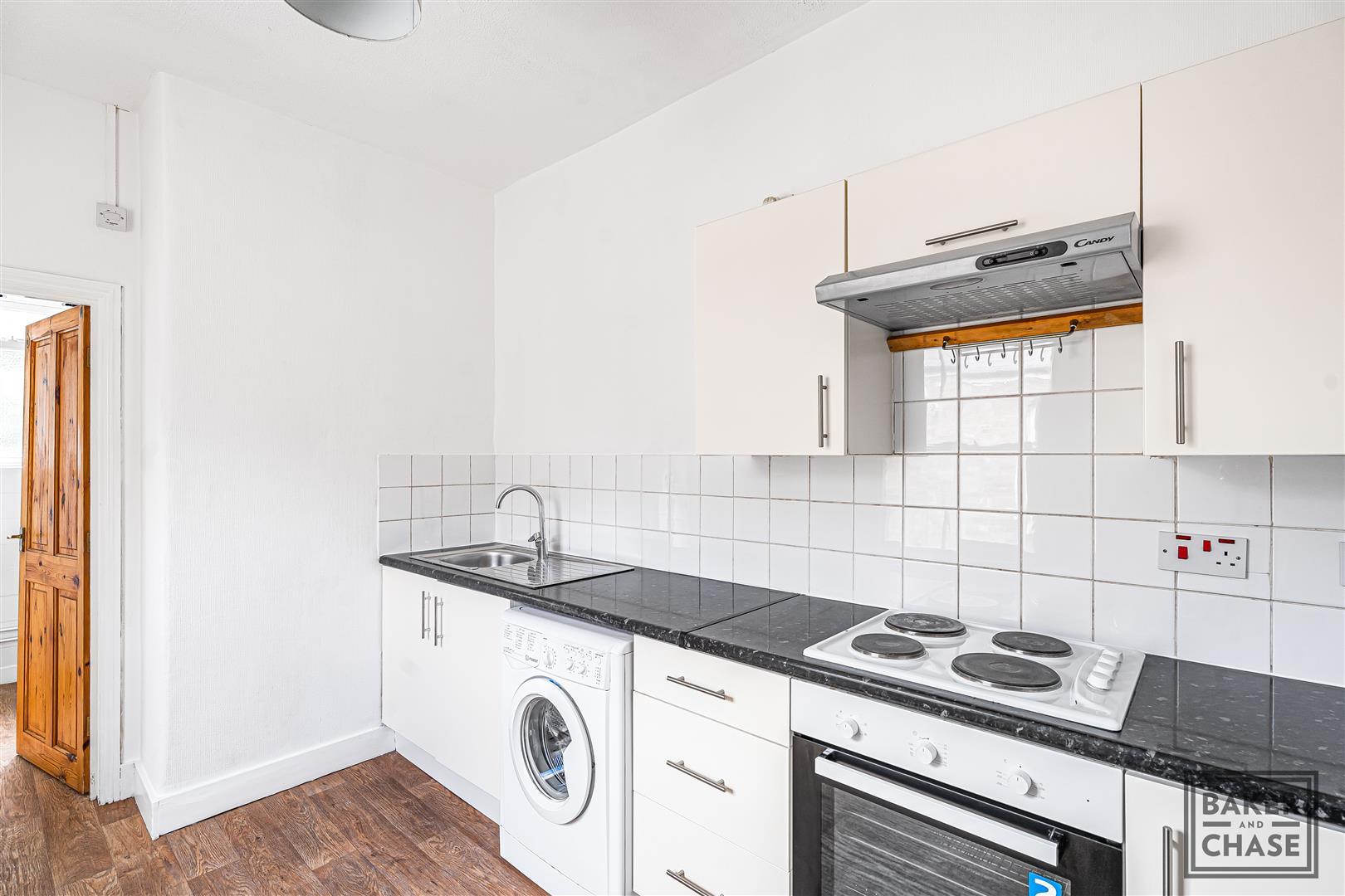 Flat Drake Street in Greater London