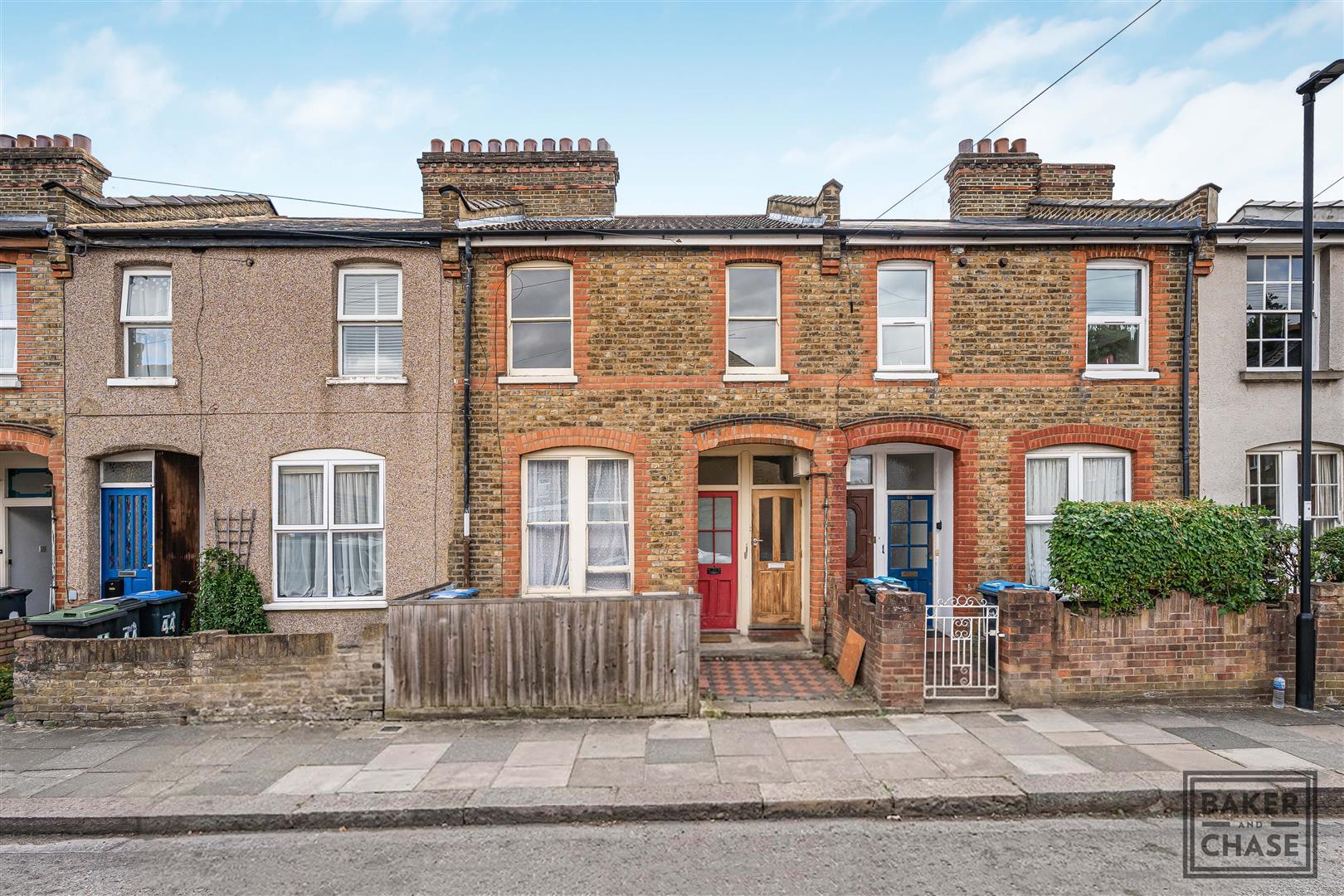 Flat Drake Street in Greater London