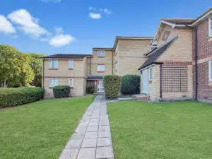 Flat Shortlands Close in Greater London