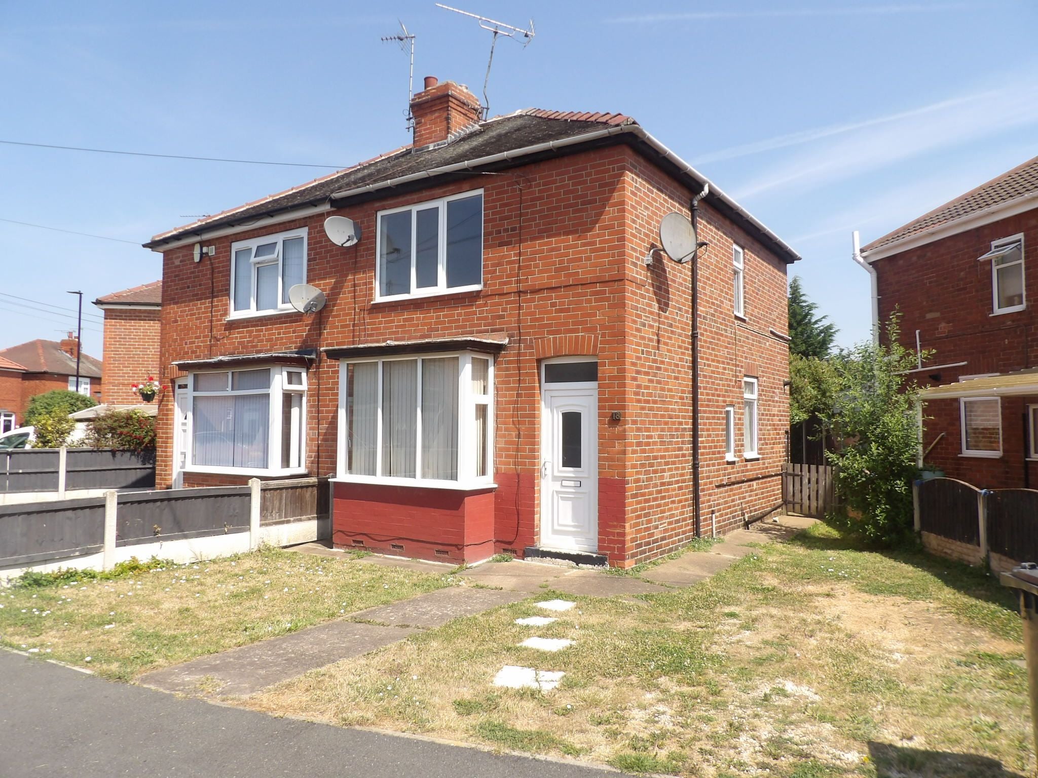House Ivanhoe Close in Doncaster