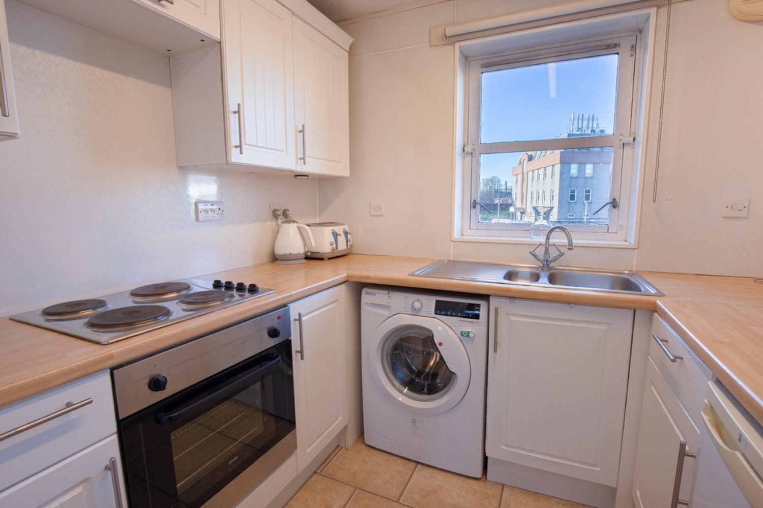 Flat Nelson Court in Aberdeen City