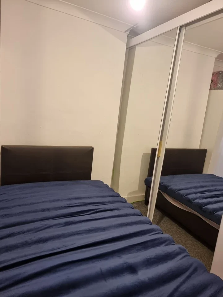 Room Wingfield Road in Gravesham