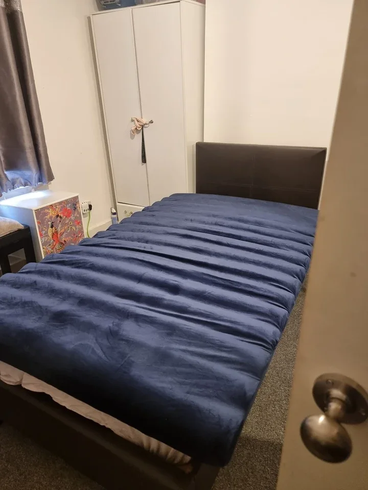 Room Wingfield Road in Gravesham