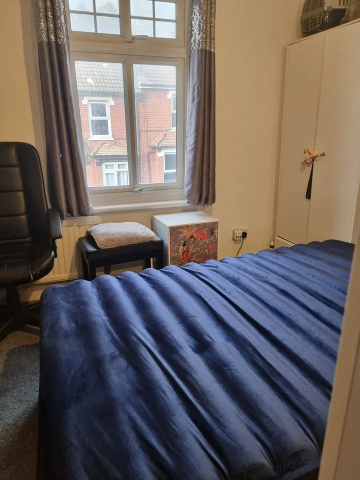 Room Wingfield Road in Gravesham