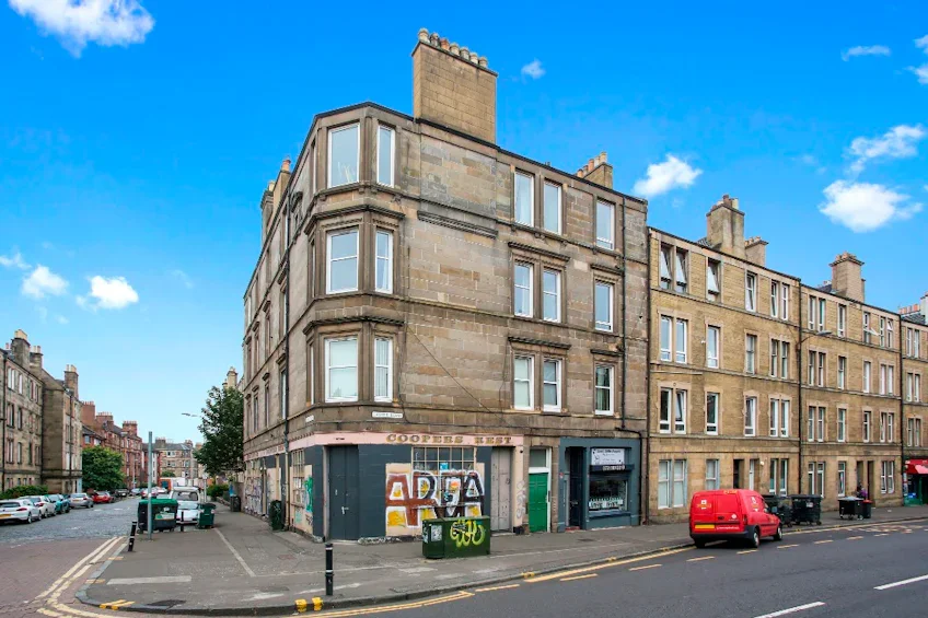 Flat Portobello High Street in City of Edinburgh