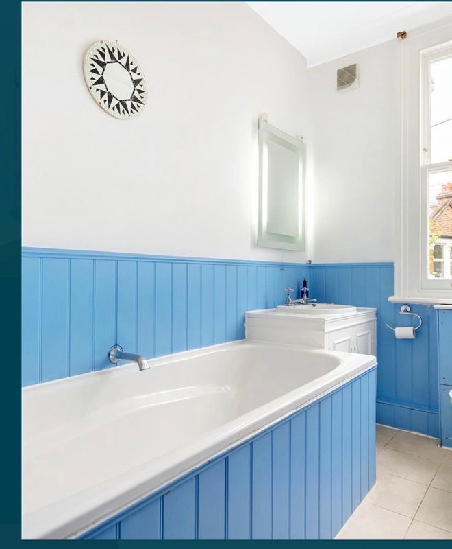 Room Atheldene Road in Greater London