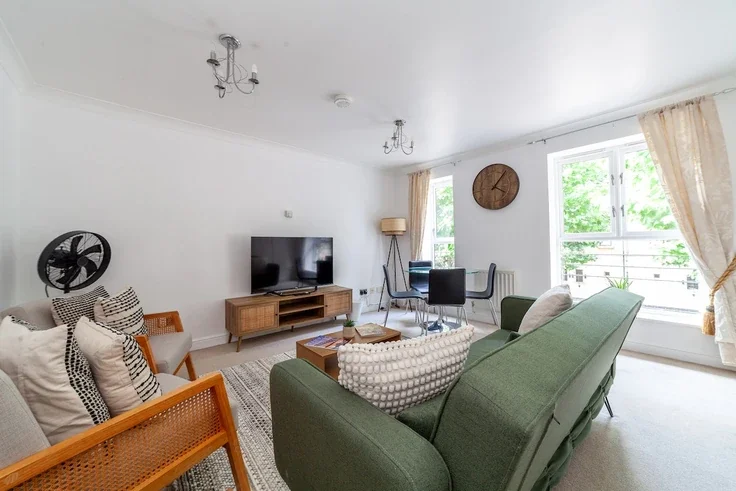 Flat Wesley Avenue in Greater London