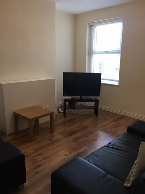 Flat Coulston Road in Lancaster