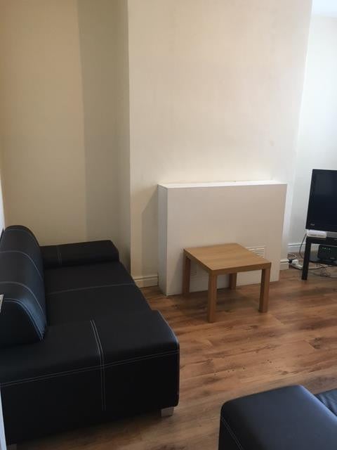 Flat Coulston Road in Lancaster