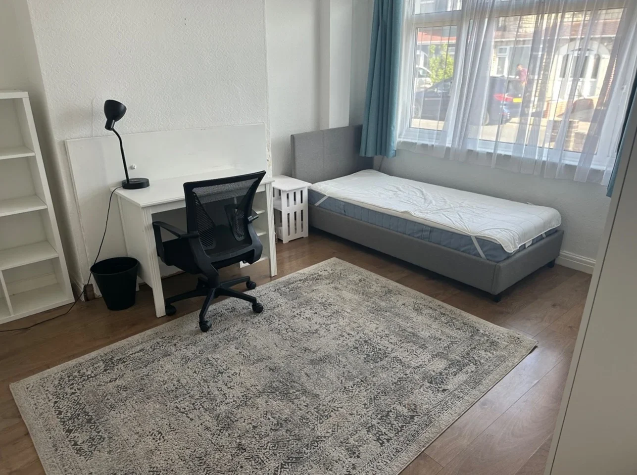 Room Eden Close in Greater London