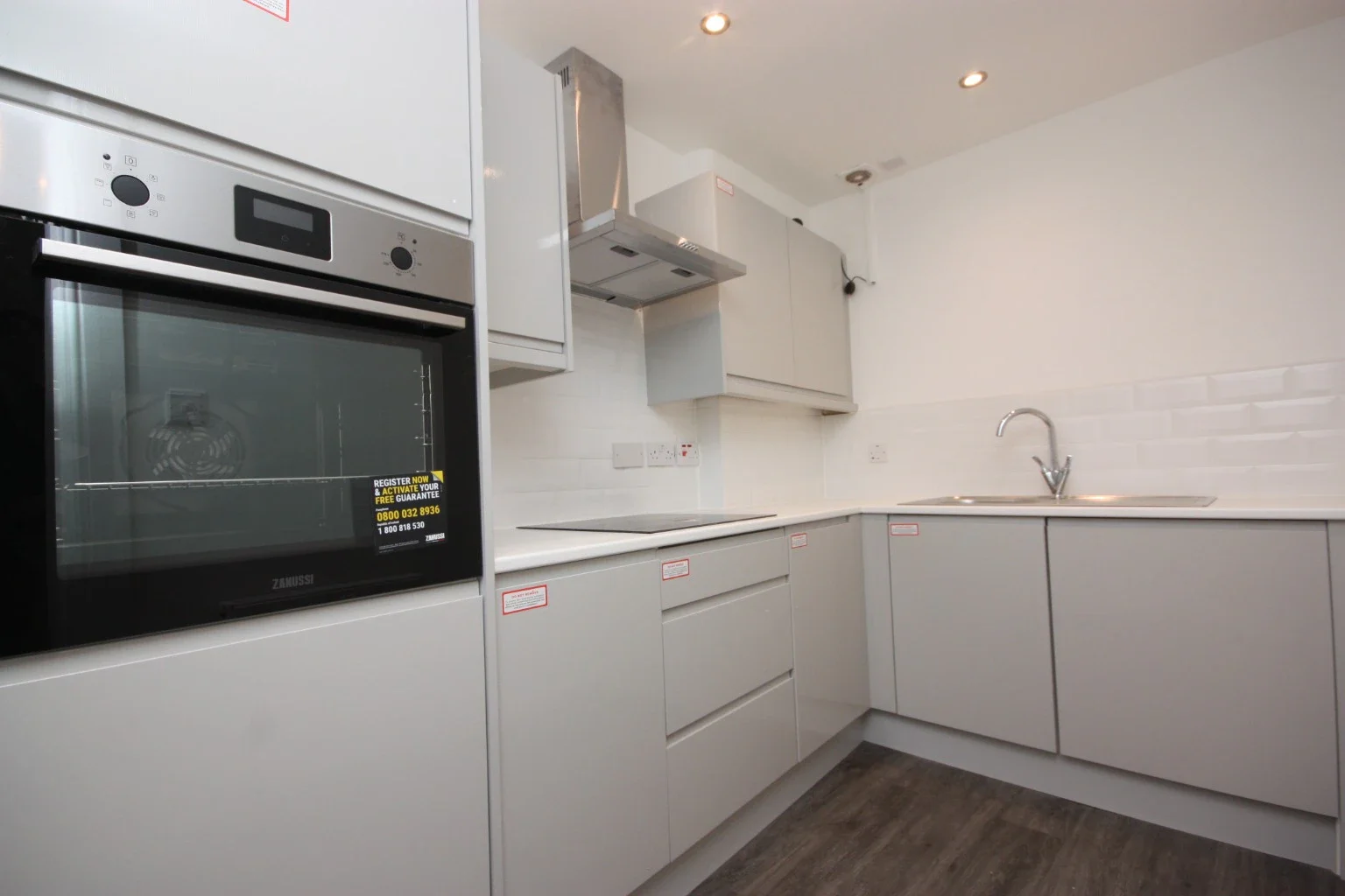 Flat Novar Drive in Glasgow