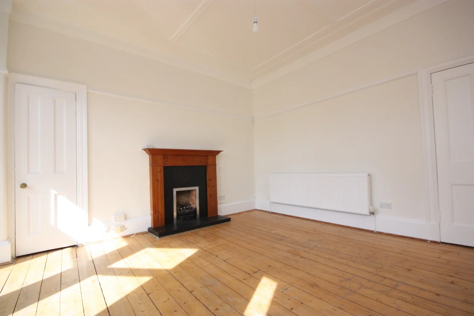 Flat Novar Drive in Glasgow