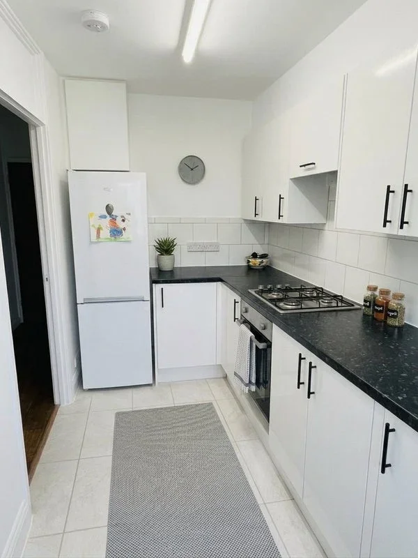 Room Victoria Road in Greater London
