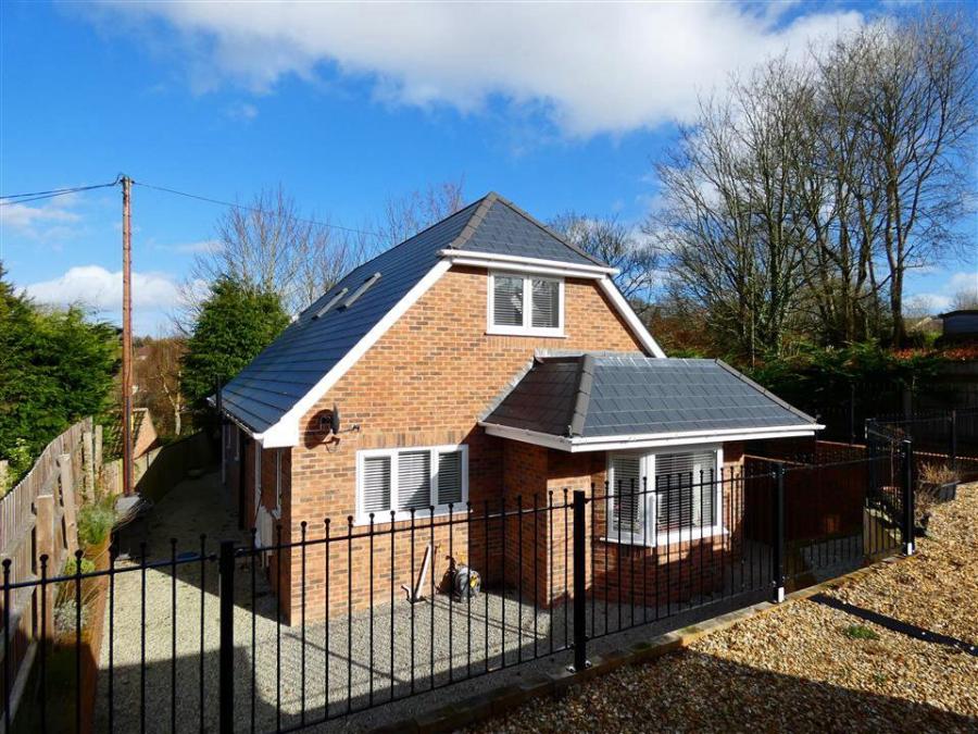 House Morgans Vale Road in Lover
